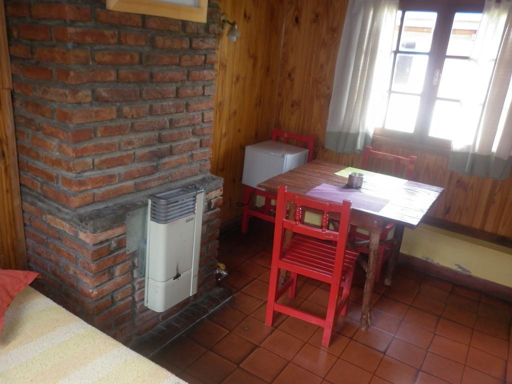 Вилла Cabanas Cerro Torre Эль-Чальтен Номер фото